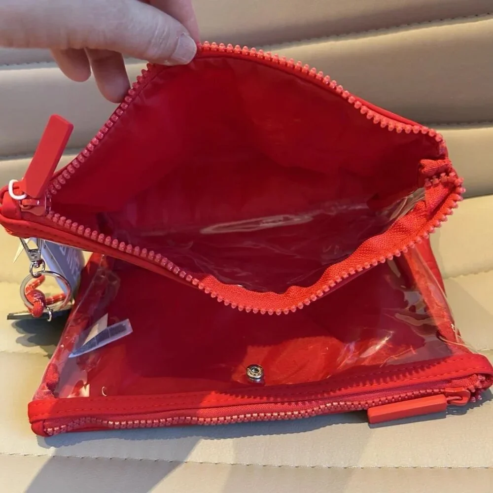 Peanuts Snoopy Red Makeup Bag